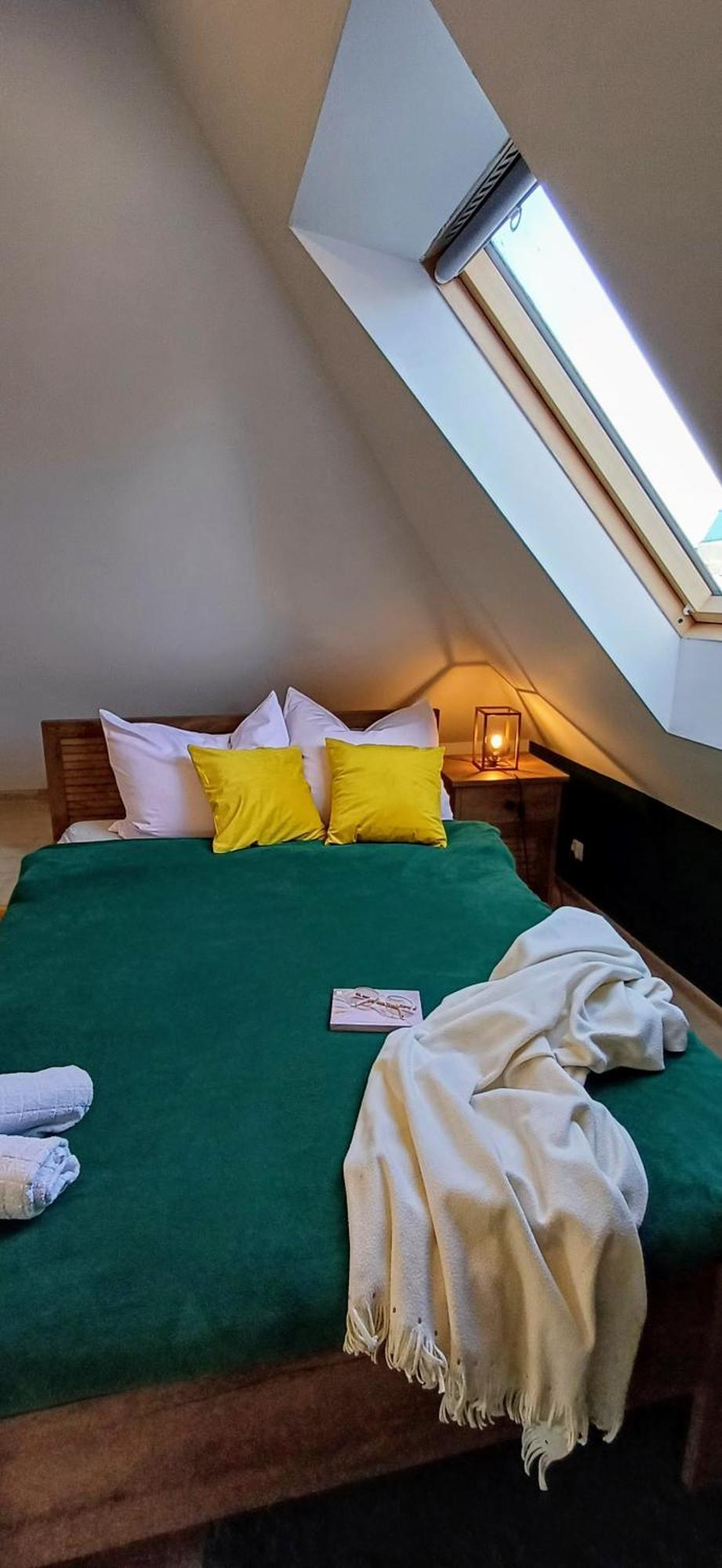 Apartament Pod 12 B Bielsko-Biala Bagian luar foto